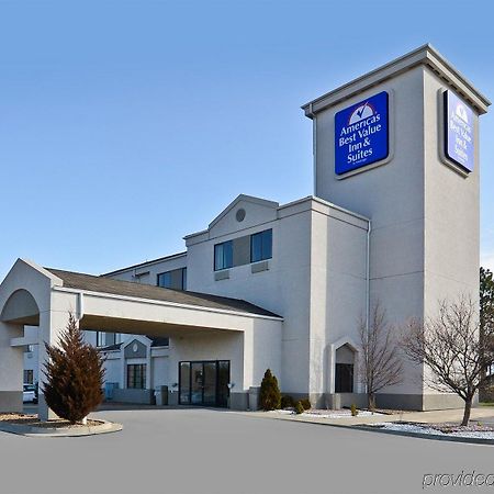 Americas Best Value Inn And Suites Lee'S Summit-Kansas City Bagian luar foto