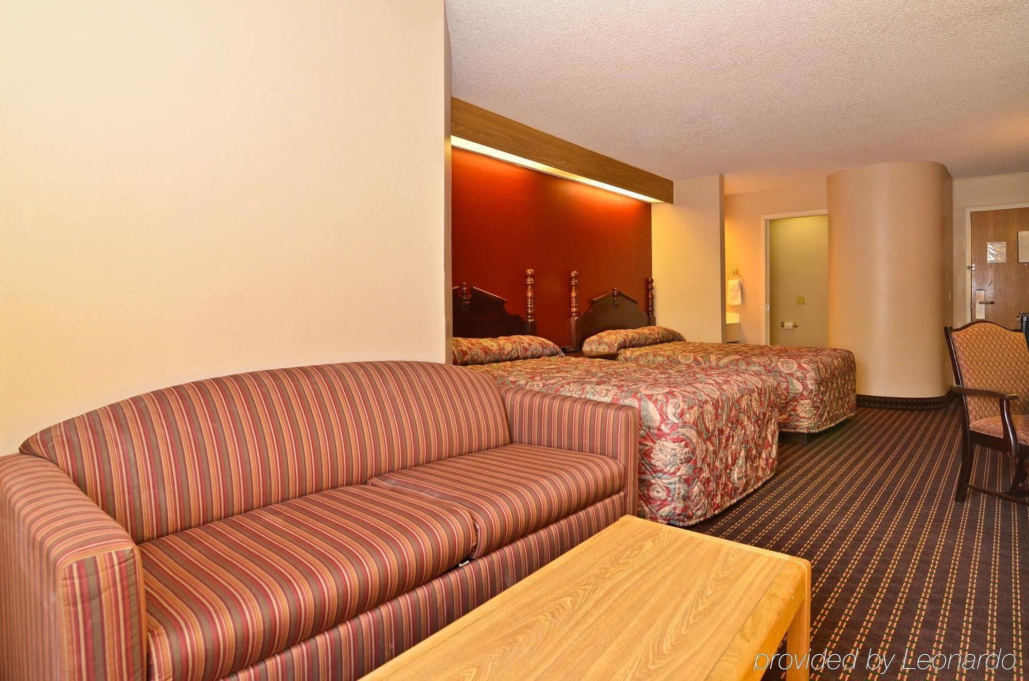 Americas Best Value Inn And Suites Lee'S Summit-Kansas City Ruang foto