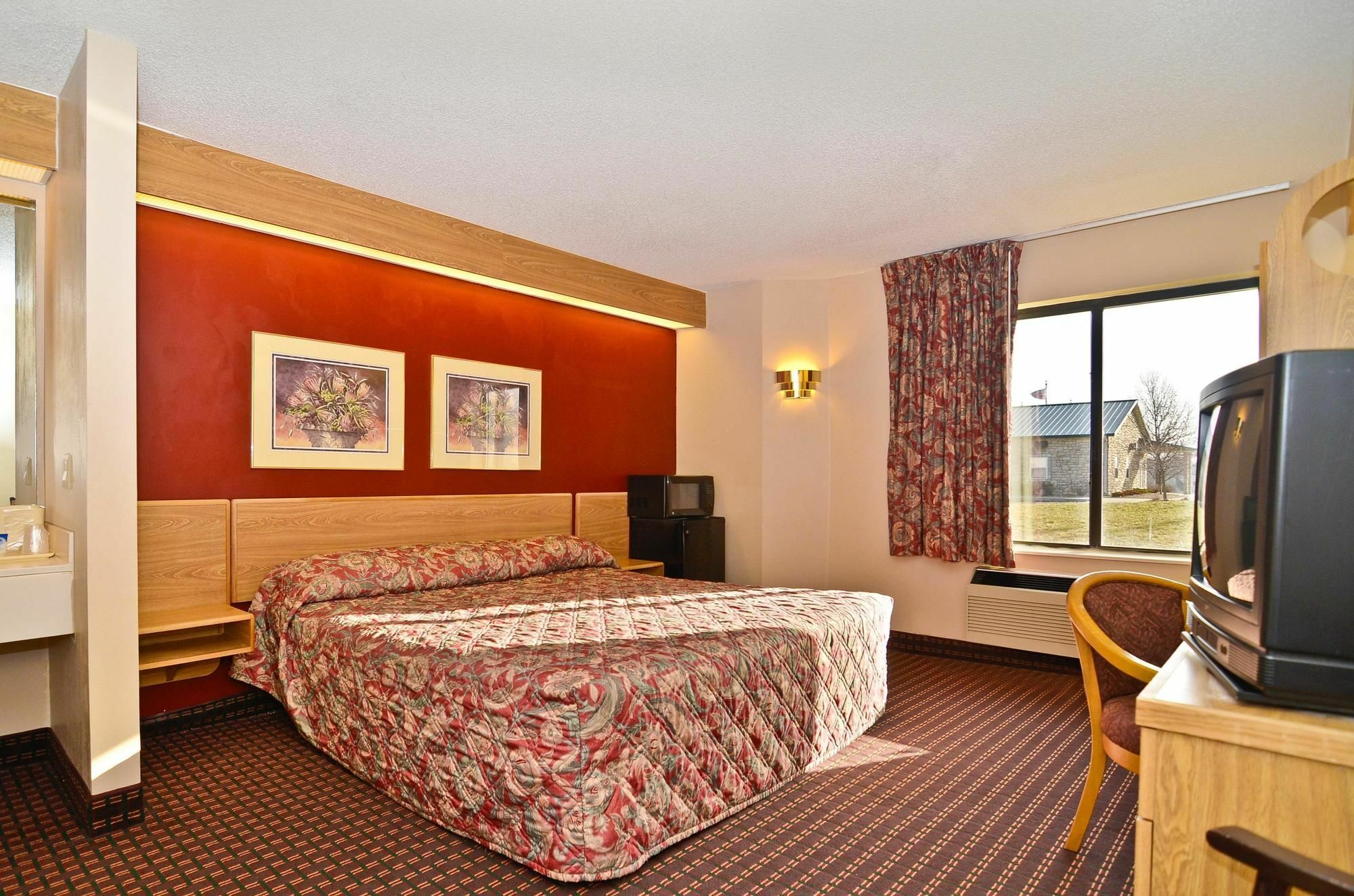 Americas Best Value Inn And Suites Lee'S Summit-Kansas City Ruang foto